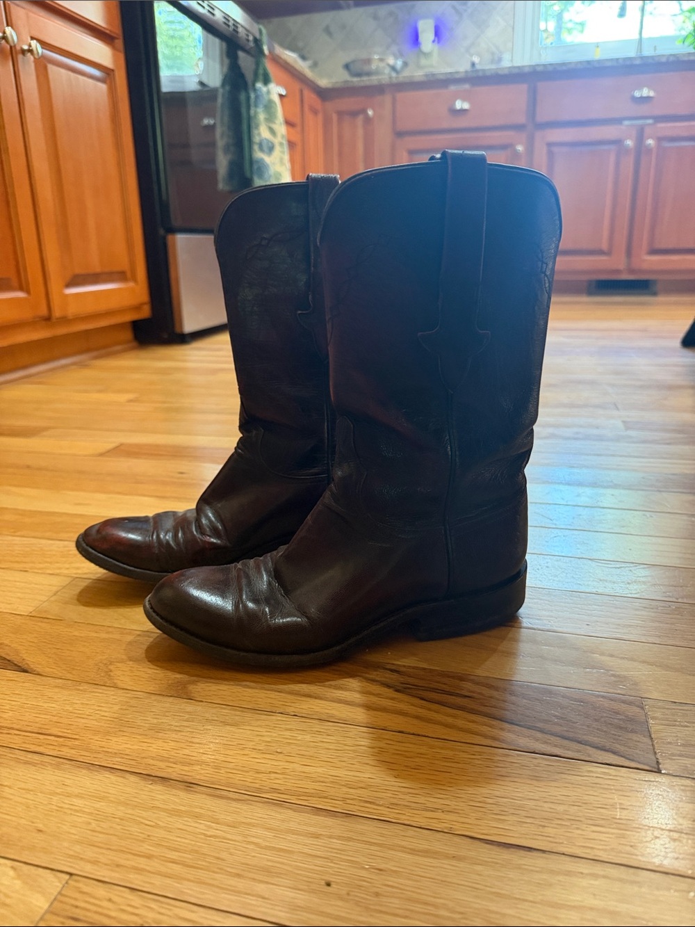 Lucchese Men's Western Pull-On Boots in Dark Brown Leather